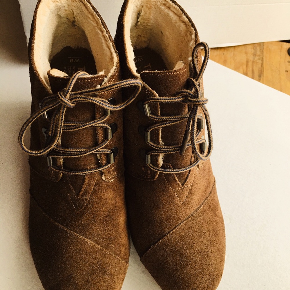 Toms Wedge boot Women’s Size 9 Brown Lined - Picture 3 of 12